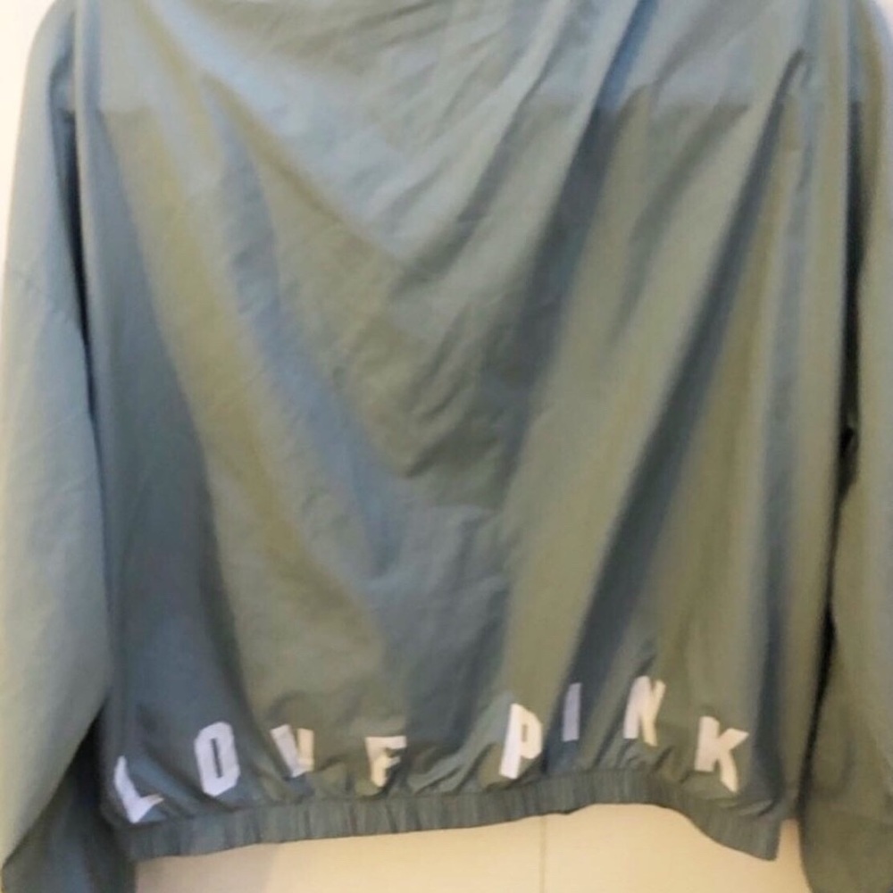 PINK ultra light weight zip windbreaker w/zip hood